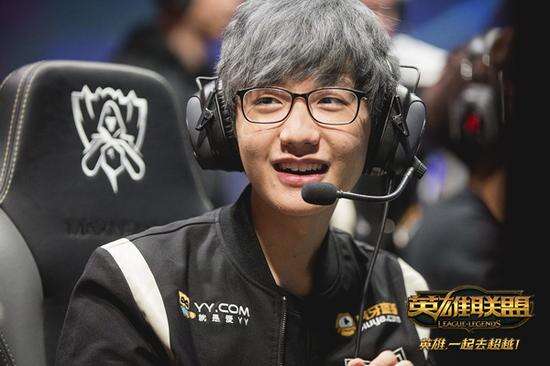 为场上的闪 为场上的闪