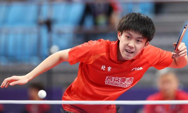 年人体育健 年人体育健